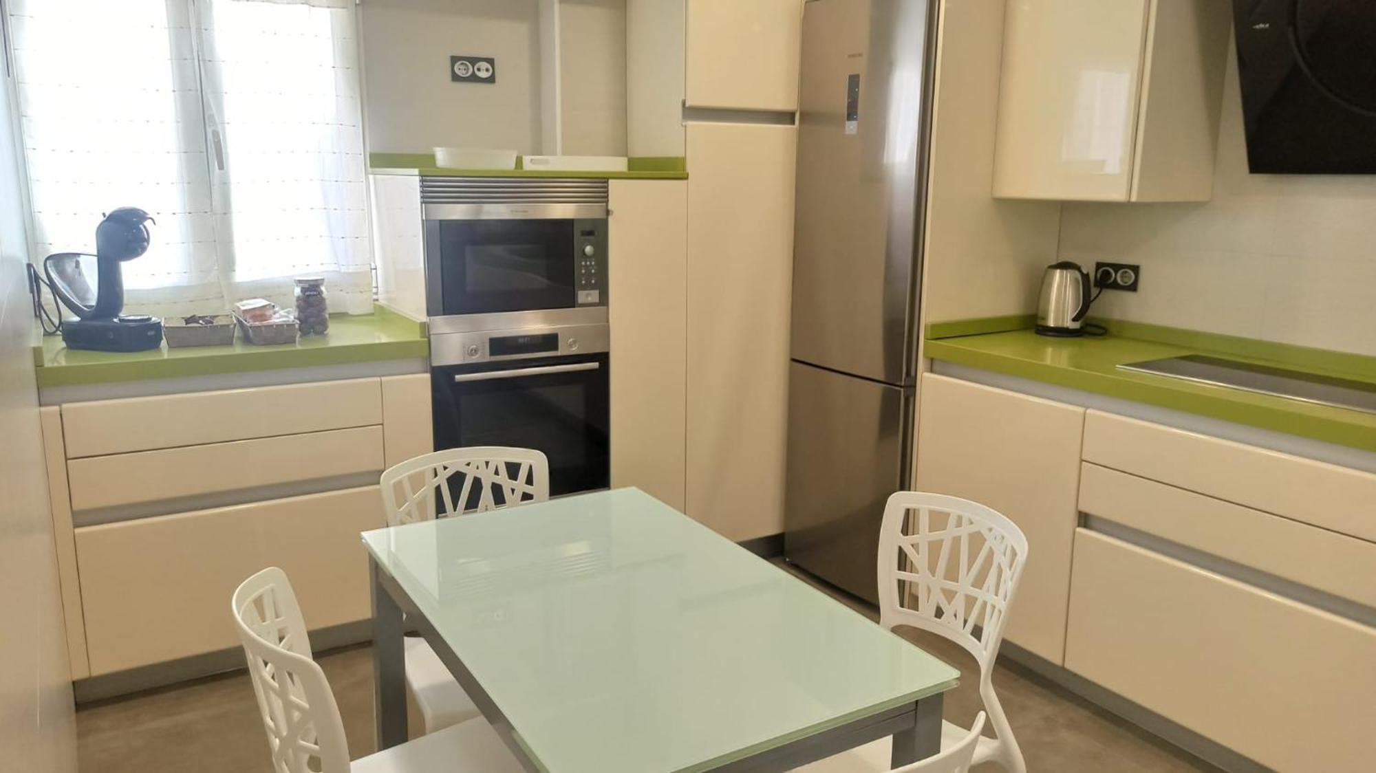 Ohana, Apartamento-Parking Privado Gratis-Centrico-Wifi-Ascensor-Sin Cuestas-82M2 Bermeo Kültér fotó