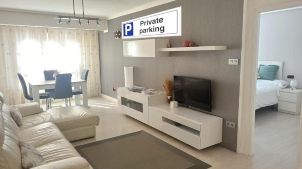 Ohana, Apartamento-Parking Privado Gratis-Centrico-Wifi-Ascensor-Sin Cuestas-82M2 Bermeo Kültér fotó